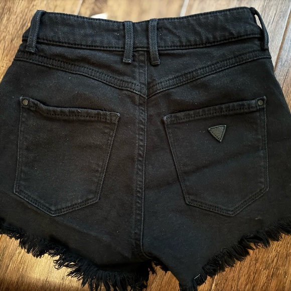 Guess Pants - GUESS Black High-Rise Frayed Hem Denim Shorts